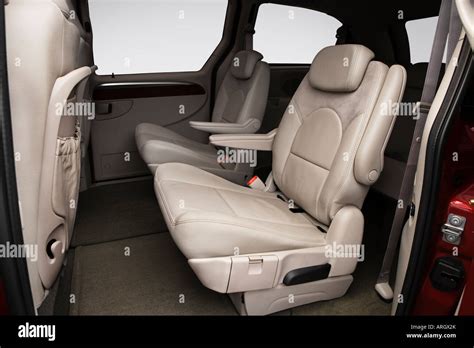 2007 town and country seats